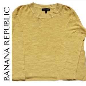 Banana Republic Mustard Crew Neck Sweater